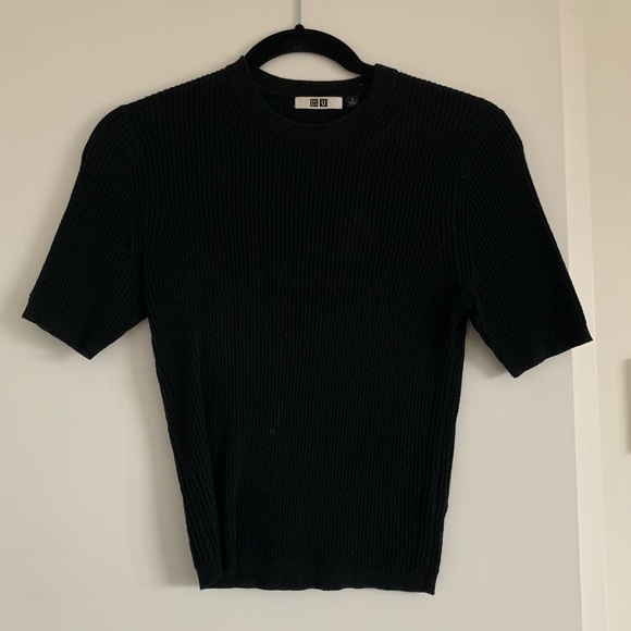 Knit top - Picture 1 of 3